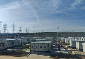 砥砺·一线|右玉平右共享储能电站一期二标工程一次带电成功