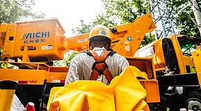 江苏电网用电负荷四创新高，风光累计出力5547万千瓦