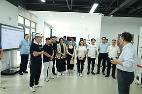 万科集团&深石集团创始人王石率队到访弘正储能,共探能源合作新路径 万科集团&深石集团创始人王石率队到访弘正储能,共探能源合作新路径