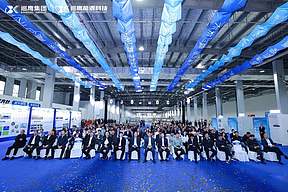 巡鹰能源科技盛大揭牌，战略合作集中签约超10GWh