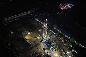 超威集团“井场移动储能车供电示范项目”在渤海钻探成功投运