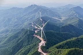 广西梧州苍梧六堡三期200兆瓦风电储能一体化项目全容量并网