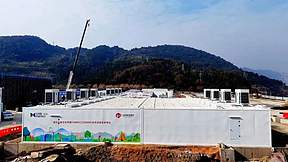 长阳龙舟坪镇50MW/200MWh全钒液流储能电站成功并网
