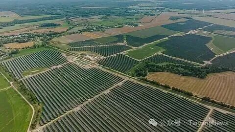 Utility-scale solar power plant