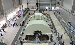 世界最大压缩空气储能电站项目，完成透平机扣盖！