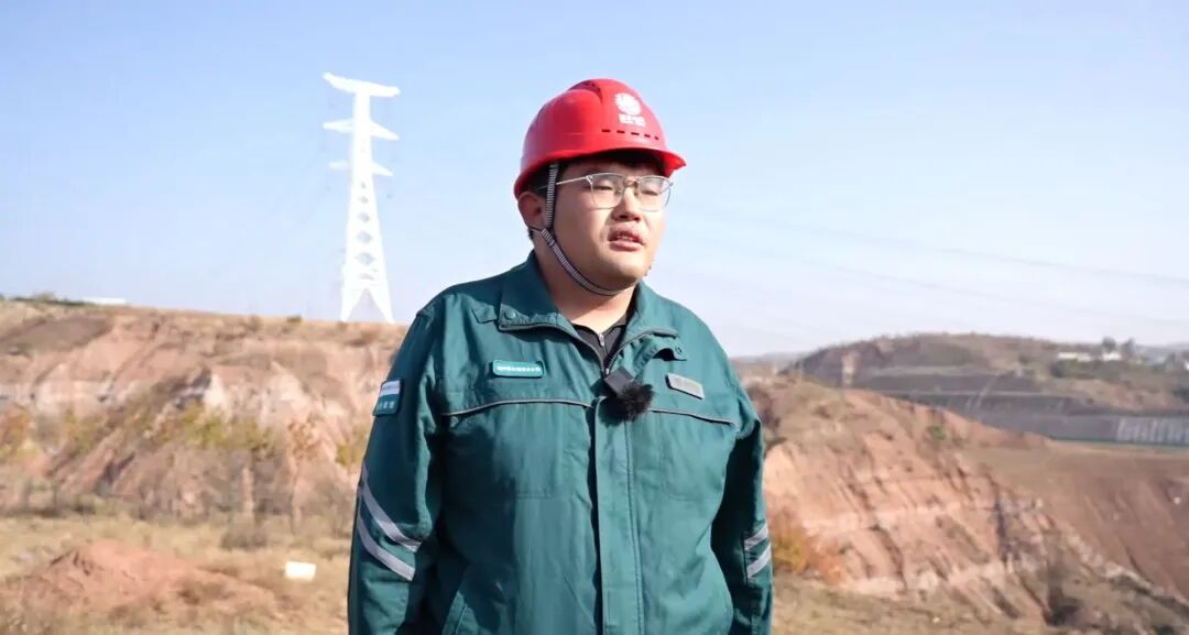 内蒙古广播电视台 | 年送140亿千瓦时绿电 库布齐这条新能源大通道全线贯通了相关图片