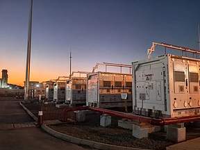 Fluence Energy暂停美国储能项目应对关税不确定性