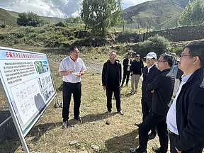 国务院调研组考察西藏光伏制氢项目